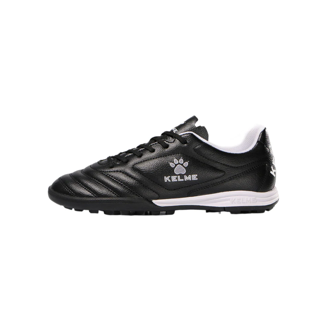 KIDS FOOTBALL SHOES - Image 4